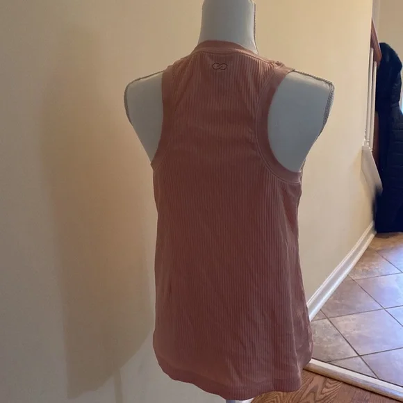 CALIA pink tank - Picture 3 of 3